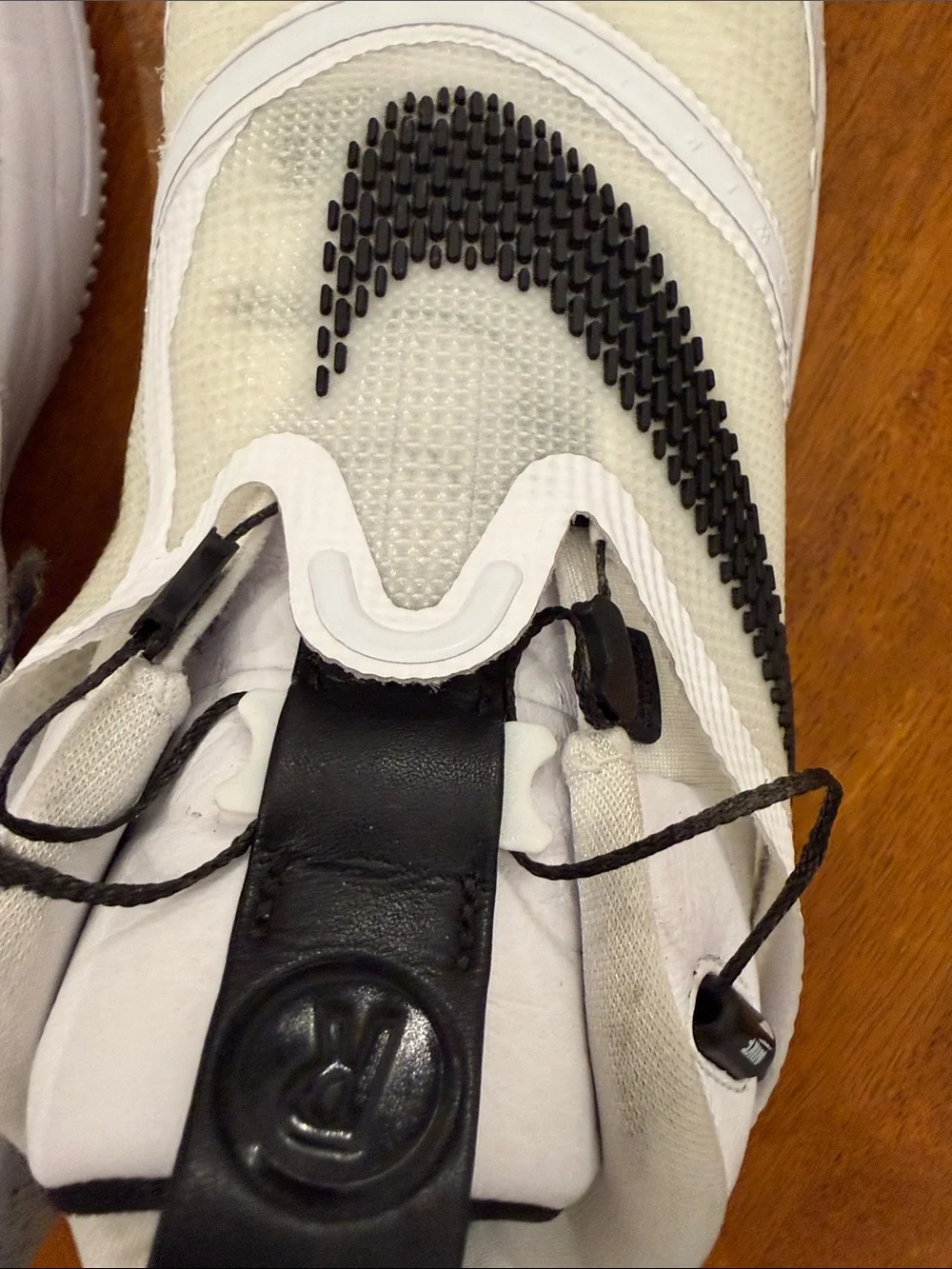 Nike men White and Black Speckled Adaptive Sneakers 8.5